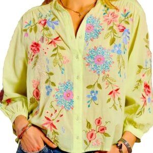 Johnny Was Green Shirred Yolk Kamiko Blouse Shirt Top Embroidered Floral Size L